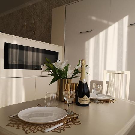 Lux Apartment,10 Фонтана,До Моря 5 Минут Odessa Exteriör bild